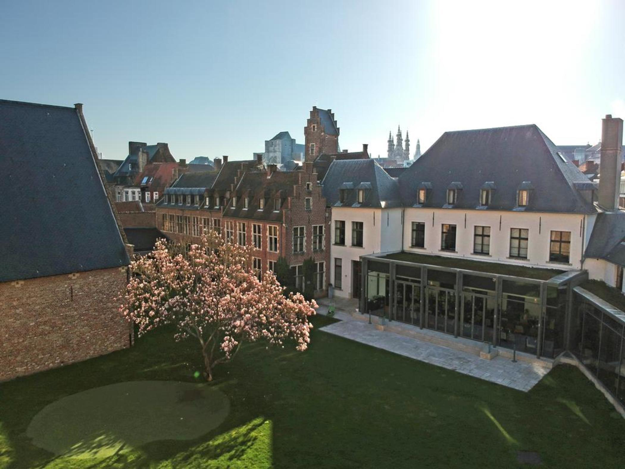 Hotel Martin'S Klooster Lovaina Exterior foto
